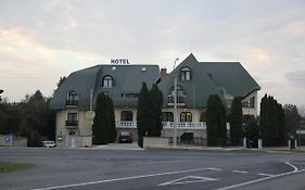 Hotel Holdfény